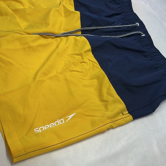 Speedo Color Block Swim Trunks Size XXL pool beach vacation swimsuit - Picture 3 of 6